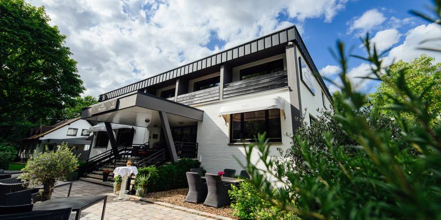 Eingang Hotel Wiesengrund